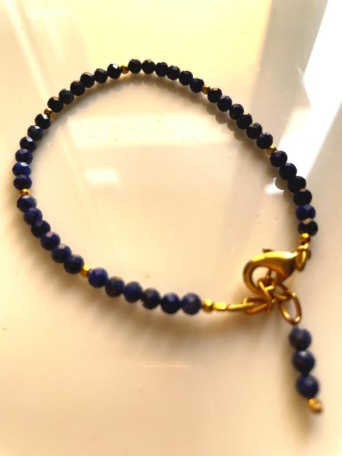 Gold polished beads with Lapis Lazuli