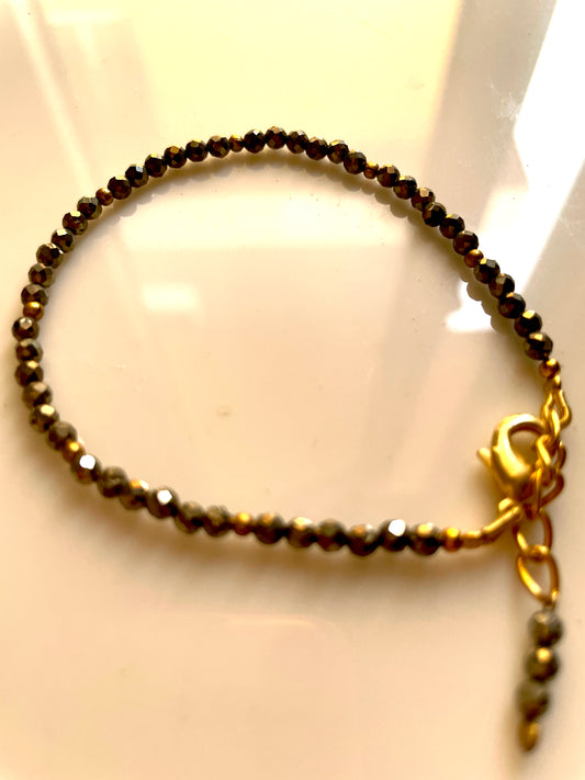 Gold polished beads with Pyrite